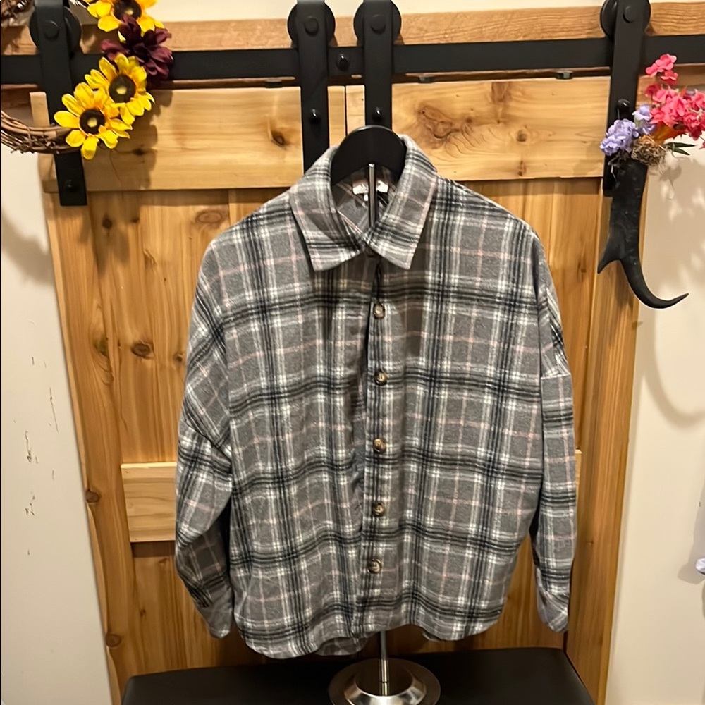 ANDREE BY UNIT Plaid Button Down Shirt